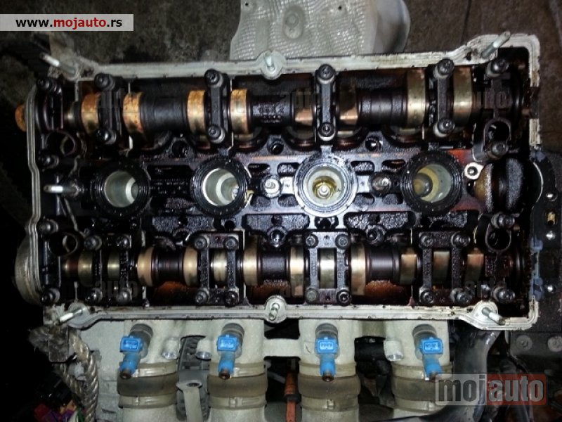 Glavna slika -  glava motora za Audi A4 1.8 20v - MojAuto