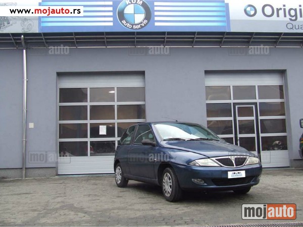 Polovni Lancia Ypsilon 2002