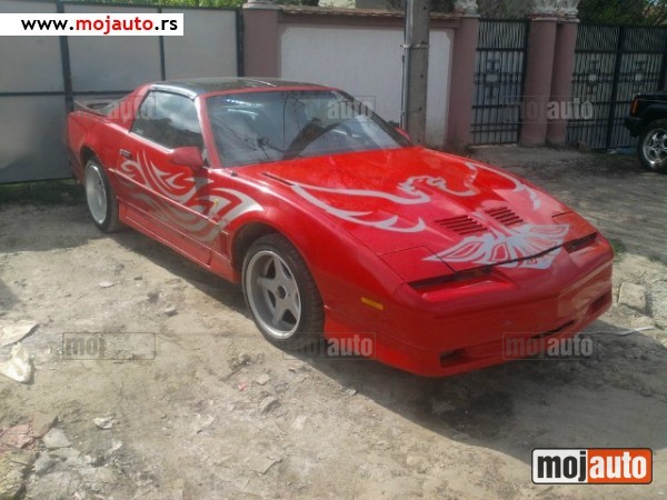 Polovni Pontiac Trans Am 1989