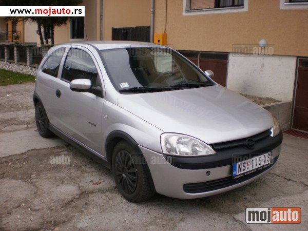 Polovni Opel Corsa 2002