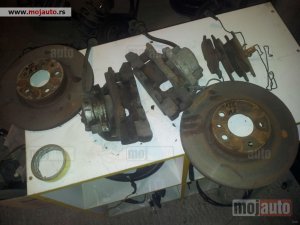 Glavna slika -  prednji diskovi i kočione čeljusti, Alfa 156, 1,8 - MojAuto