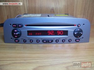 polovni delovi  CD radio za Alfu 147-GT