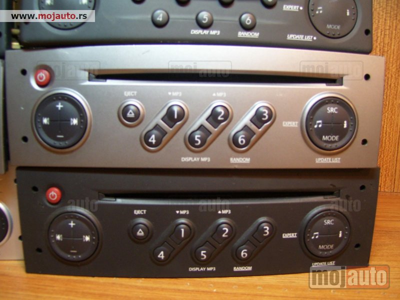 Glavna slika -  RENO- Fabricki cd mp3 radio aparati za renault vozila - MojAuto