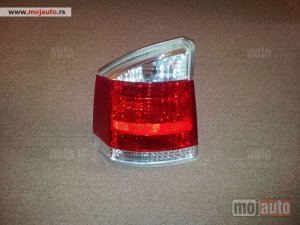 NOVI: delovi  Stop svetlo Opel Vectra C limuzina