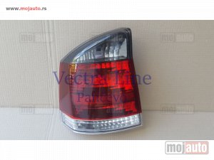 NOVI: delovi  Stop svetlo Opel Vectra C GTS