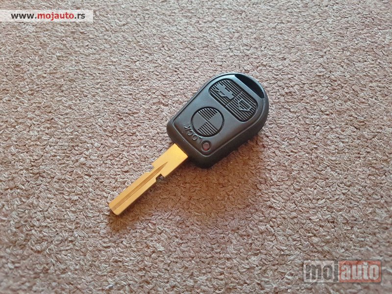 Glavna slika -  Kljuc BMW kuciste kljuca BMW 3 dugmeta - MojAuto