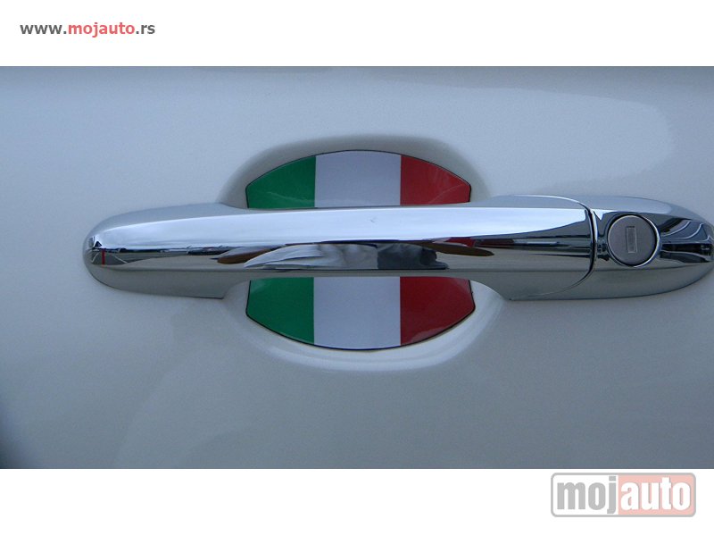 Glavna slika -  Fiat 500 spoljne brave - MojAuto