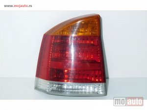 NOVI: delovi  Stop svetlo Opel Vectra C zuti migavac