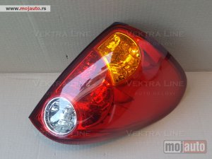 NOVI: delovi  Stop svetlo Mitsubishi P/U L200 2006-2015