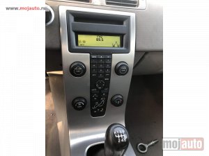 Glavna slika -  Volvo S40 i V50 Komande ventilacije i radija - MojAuto