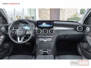 Glavna slika -  Mercedes C 200D 2018 tabla airbag - MojAuto