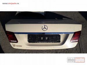 Glavna slika -  Mercedes E-klasa W212 restajling zadnji deo - MojAuto