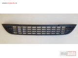 NOVI: delovi  Centralna resetka u braniku Opel Astra J 2010-2013