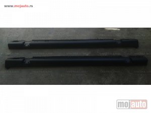 NOVI: delovi  Plasticni prag - sajtna Opel Corsa C