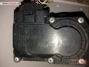 Glavna slika -  Yaris 2 klapna gasa - MojAuto