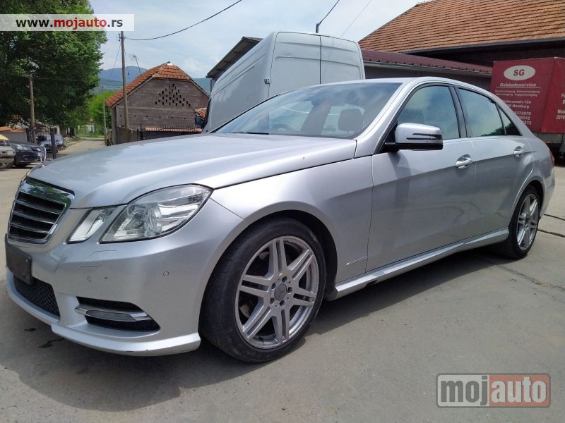 Glavna slika -  Mercedes E 250 AMG W212 - MojAuto