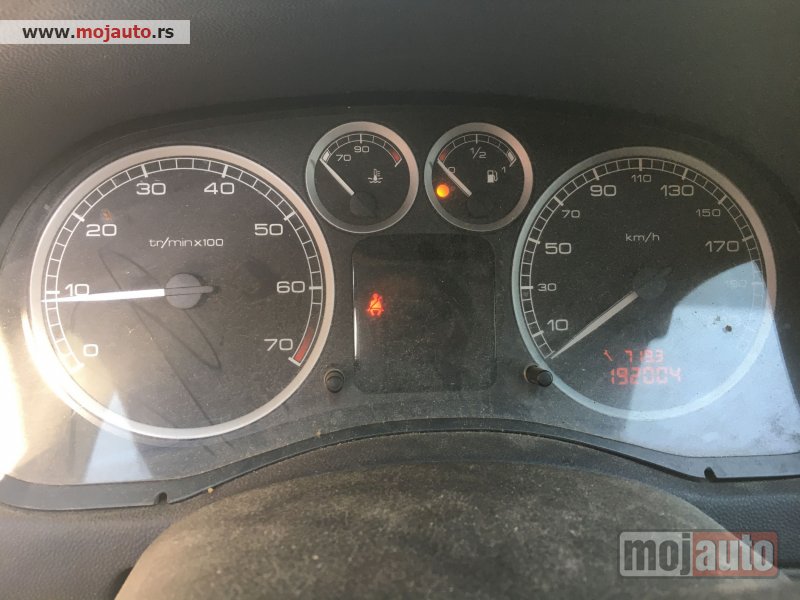 Glavna slika -  Kilometar sat pezo 307 - MojAuto