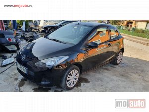 polovni Automobil Mazda 2 DELOVI 