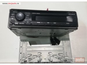 polovni delovi  Sony CDX-GT24 AUX/MP3 4X50 Beograd