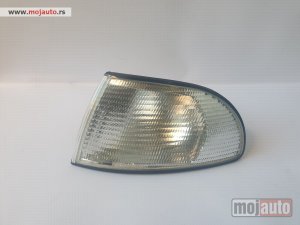 NOVI: delovi  Migavac do fara Audi A4 1994-1998 Valeo tip