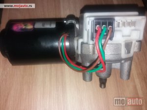 Glavna slika -  Lancia y motor brisaca - MojAuto