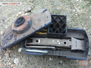 Glavna slika - Dizalica i kutija pezo 307 - MojAuto