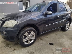 Glavna slika -  Mercedes ML 320 CDI u delovima - MojAuto