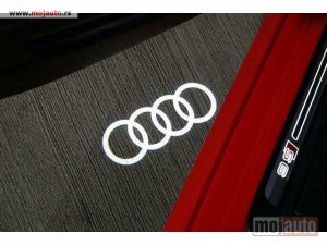NOVI: delovi  Audi LED projektori NOVO