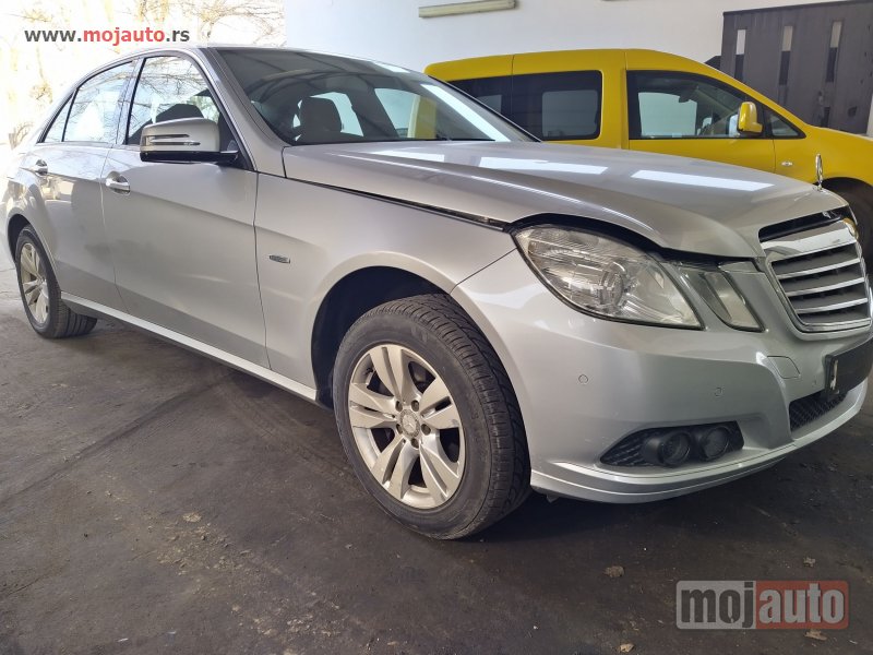 Glavna slika -  Mercedes delovi E 220 CDI W212 - MojAuto