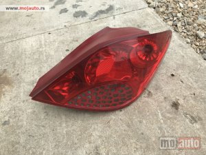 Glavna slika - Stop svetlo desno pezo 207 - MojAuto