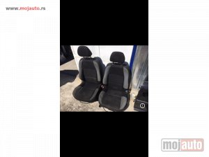 Glavna slika - Prednja sedista peugeot 207 5v - MojAuto