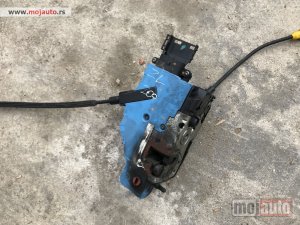 Glavna slika - Centralna brava vrata peugeot 207 - MojAuto