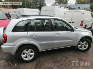 polovni delovi  RAV 4 POLOVNI DELOVI