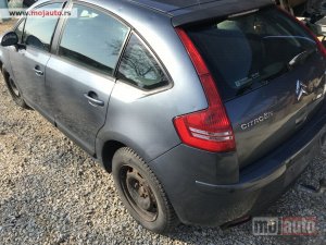 polovni delovi  Vrata lajsna kvaka citroen c4