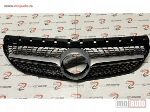 Glavna slika - W246 prednja maska diamond za Mercedes Benz - MojAuto