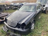 polovni delovi  CLK W208 POLOVNI DELOVI