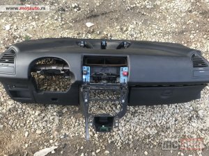 polovni delovi  Instrument tabla airbag citroen c4