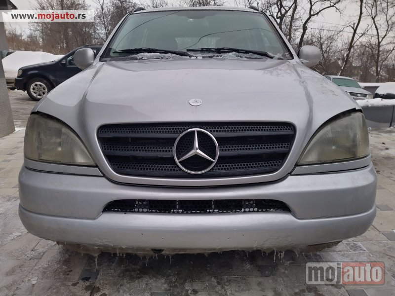 Glavna slika -  Prednji branik za mercedes ML W163 - MojAuto