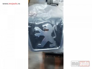 Glavna slika - Peugeot 307 prednji znak za masku. Cena:3000 rsd. - MojAuto