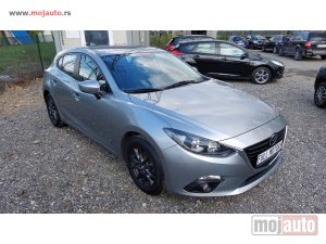 polovni Automobil Mazda 3 1.5 Skyactiv 