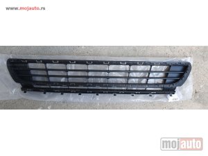 Glavna slika - Centralna resetka u braniku VW Golf 7 2013-2017 - MojAuto