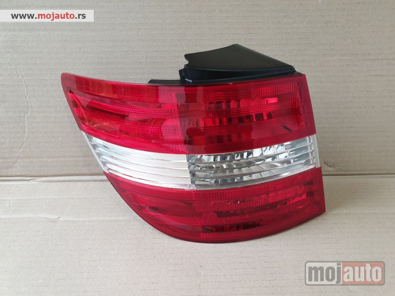 Glavna slika -  Stop svetlo spoljasnje Mercedes B klasa W245 2006-2011 - MojAuto