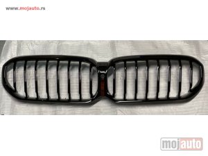 Glavna slika - Prednja maska M-tech 5 G30/G38 za BMW - MojAuto