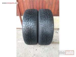 polovni delovi  1806. Gume NOKIAN 17-ice, ZIMSKE 215/60, Šara 5,5 mm