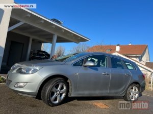 Glavna slika - Opel Astra SportsTourer 1.4i 16V  - MojAuto