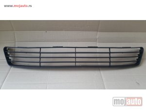 Glavna slika - Centralna resetka u braniku Ford Fiesta 2002-2005 - MojAuto