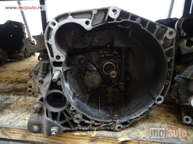 Glavna slika -  Fiat Punto 2 Jtd menjac - MojAuto
