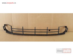 Glavna slika - Centralna resetka u braniku Skoda Superb 2008-2013 - MojAuto