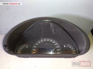 polovni delovi  KM sat za mercedes C klasu w203 A2035407011