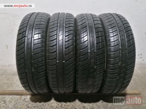 polovni delovi  2085. Gume DUNLOP 15-ice, LETNJE 165/65, Šara 6,4 mm
